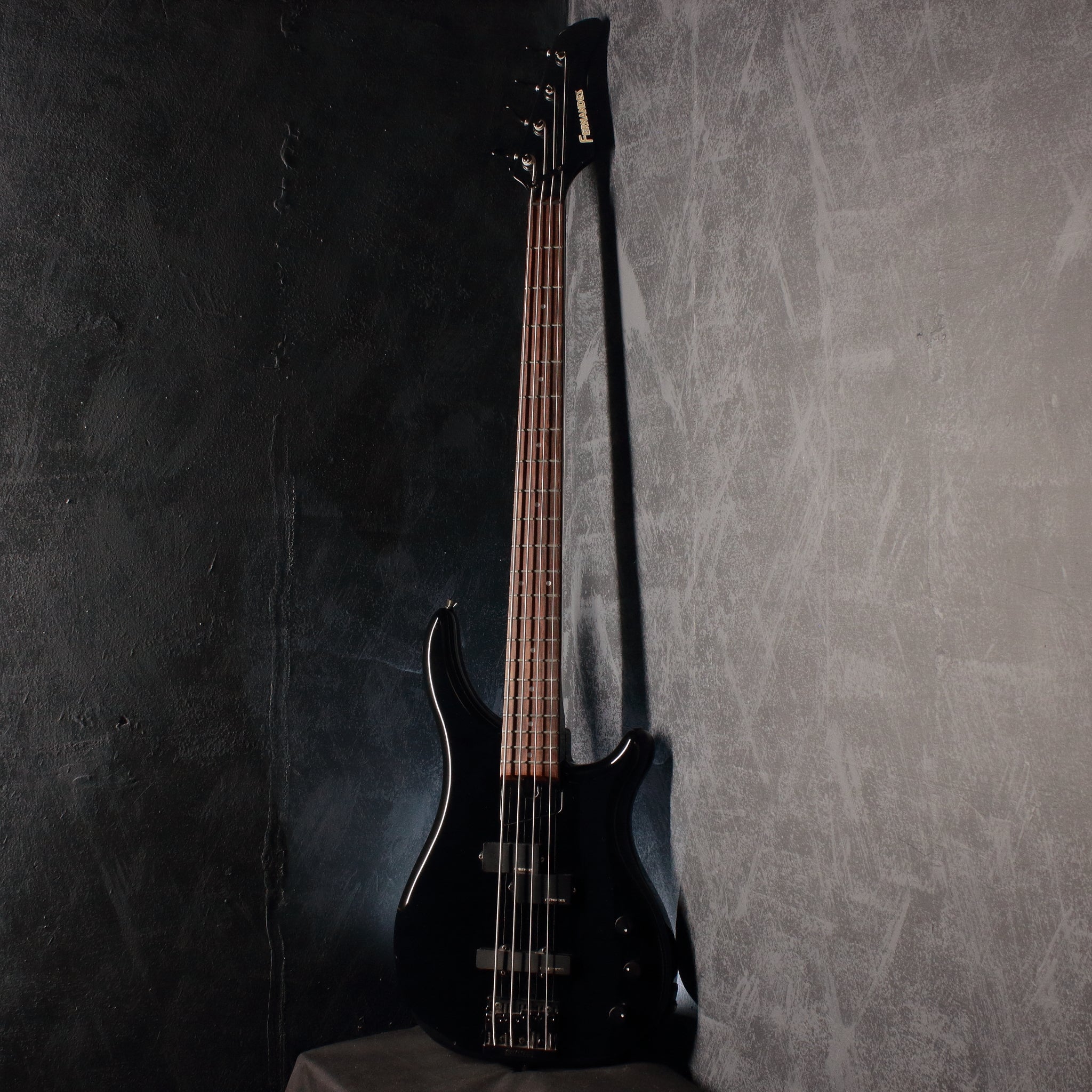Fernandes FRB-55 Revolver Bass Black 1987 – Topshelf Instruments