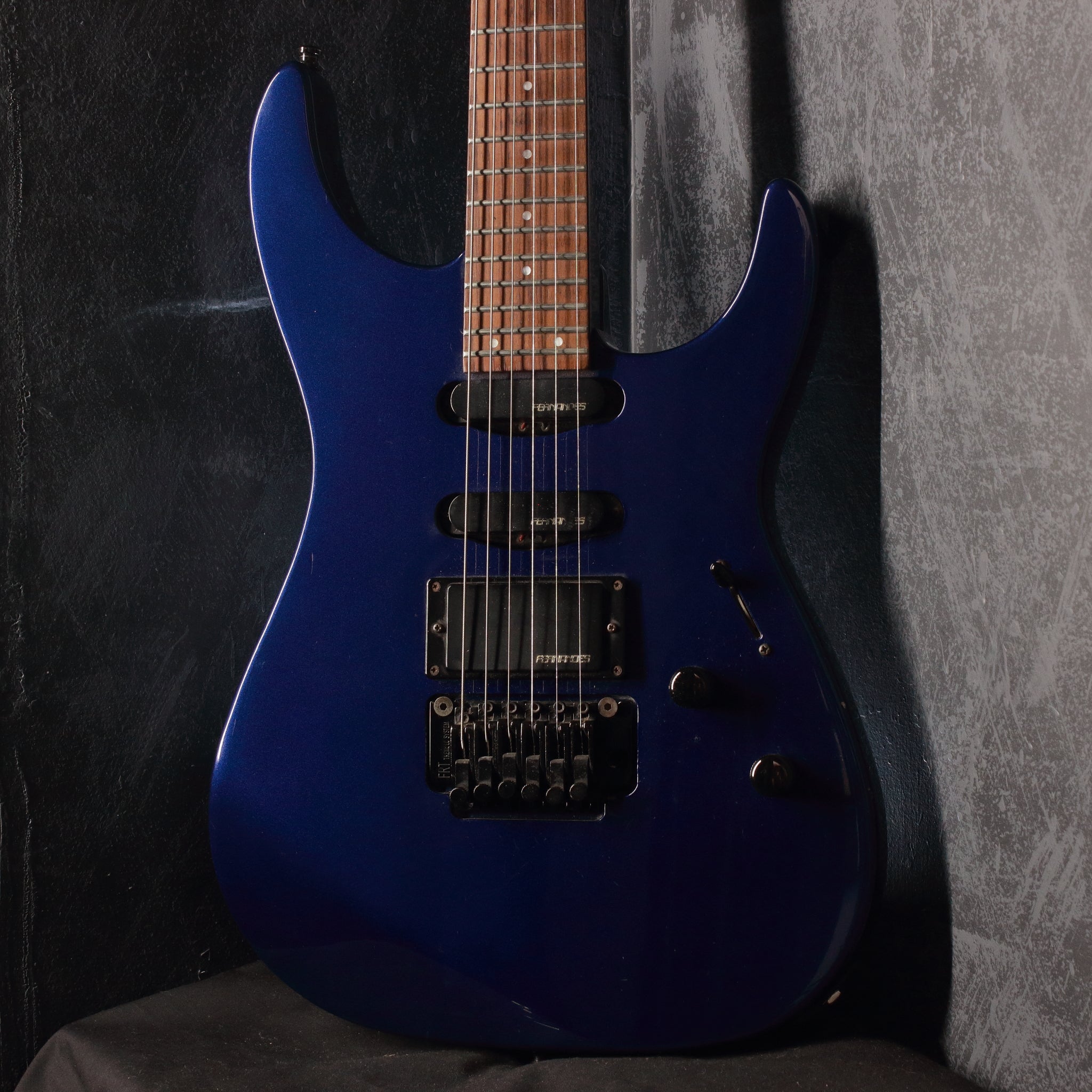 Fernandes FR-55 Revolver Metallic Blue 1991 – Topshelf Instruments