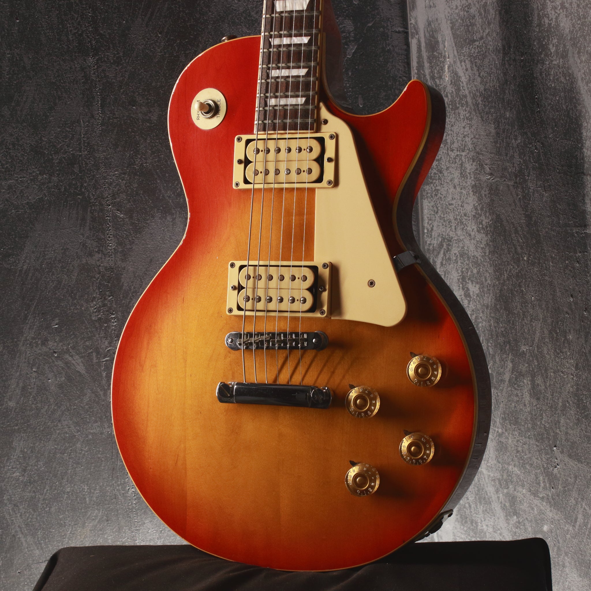 Aria Pro II LS-400 Cherry Sunburst 1980 – Topshelf Instruments