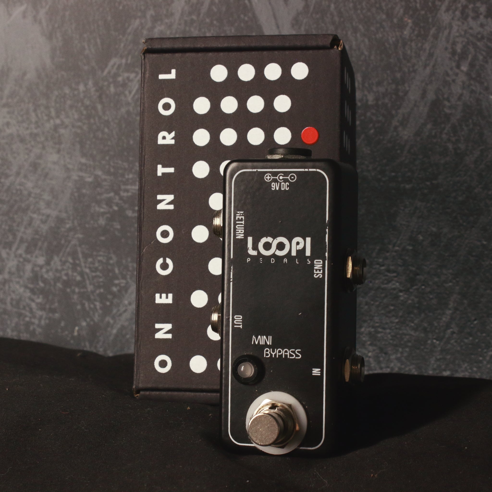 loopi pedals Loopi Mini Bypass Pedal – Topshelf Instruments