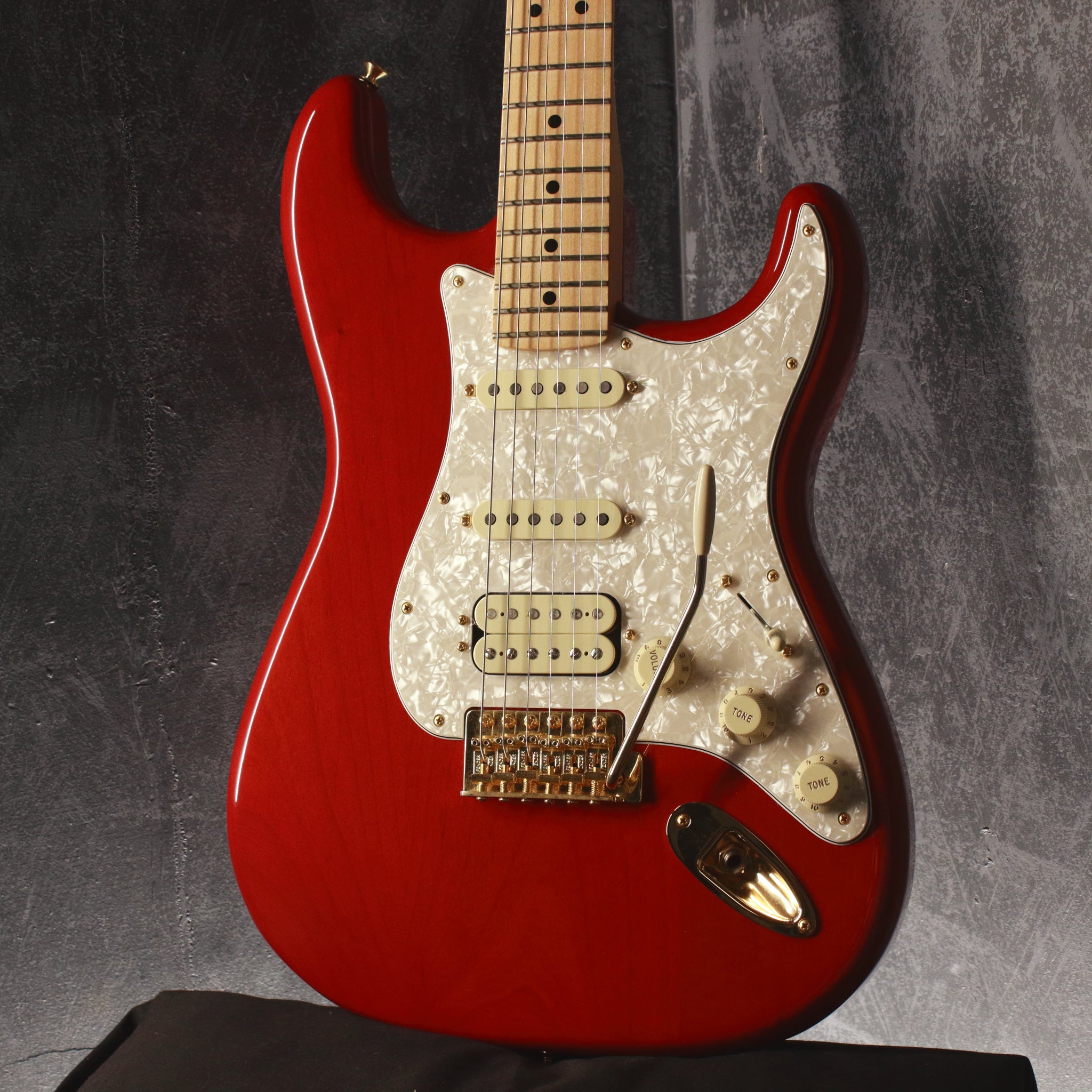 Fender Tash Sultana Stratocaster Mexico製 Fender Tash Sultana Stratocaster With Maple FB In Transparent