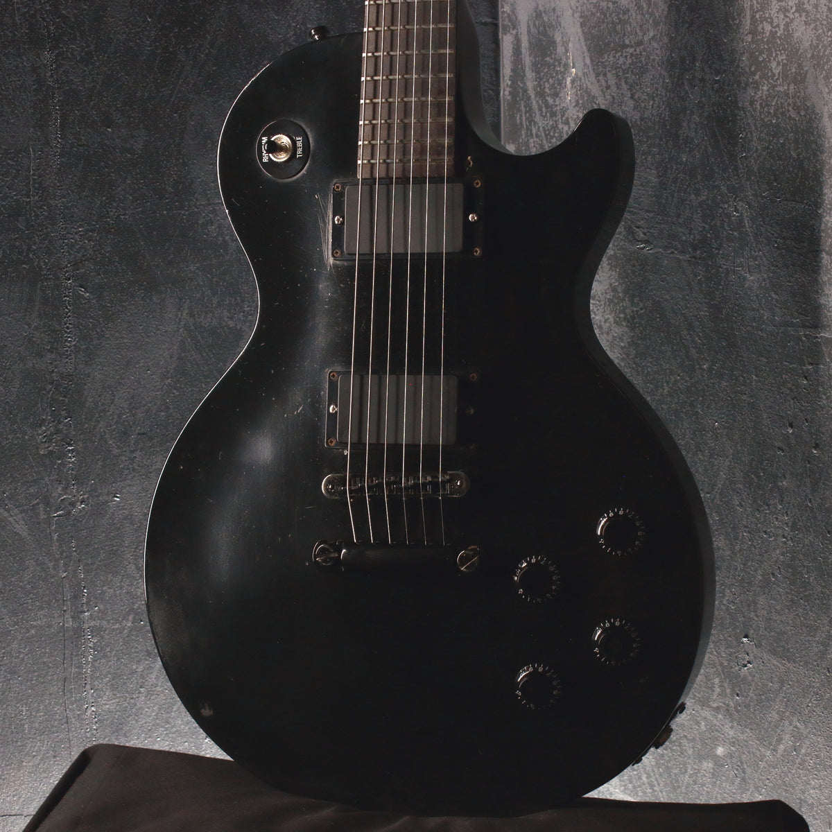 Gibson Les Paul Studio Gothic 2000 – Topshelf Instruments