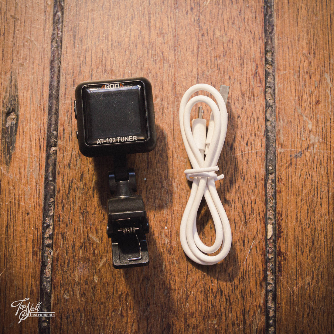 Aroma AT-102 Rechargable Clip-On Tuner