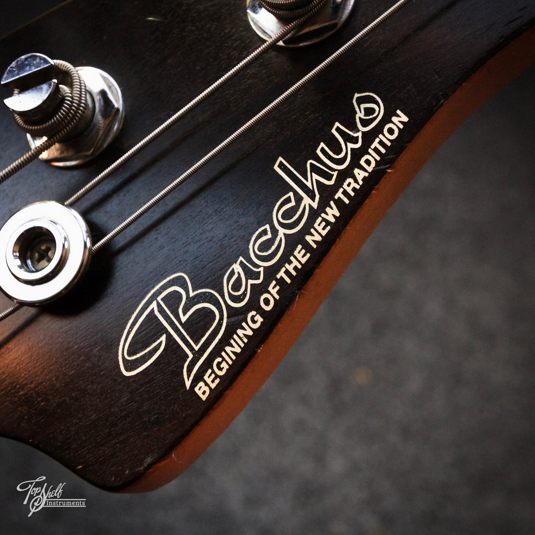 Bacchus Handmade Woodline Ash 4 Hollow Black Oil 2005