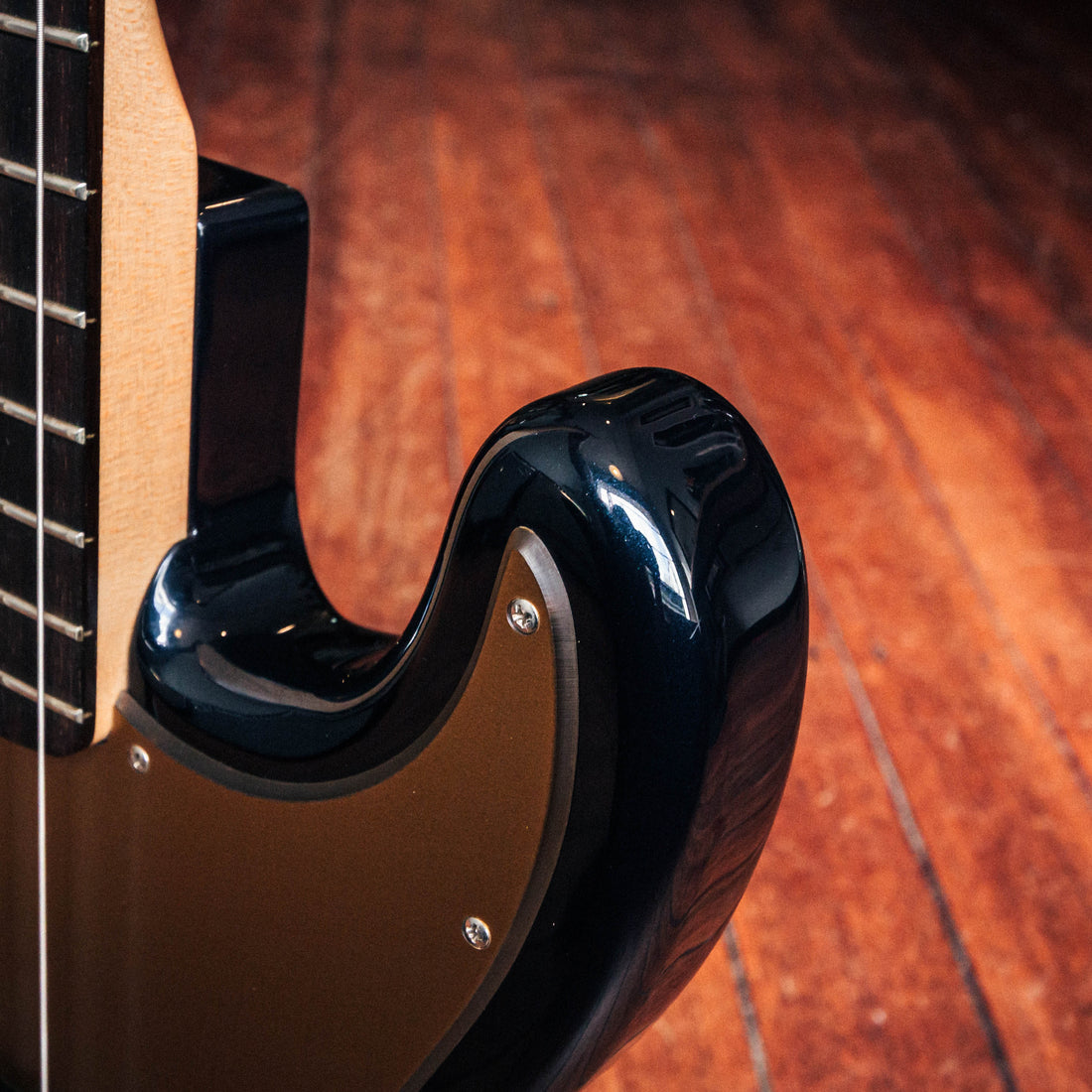 Fender Deluxe Active Precision Bass Special Navy Blue Metallic 2014