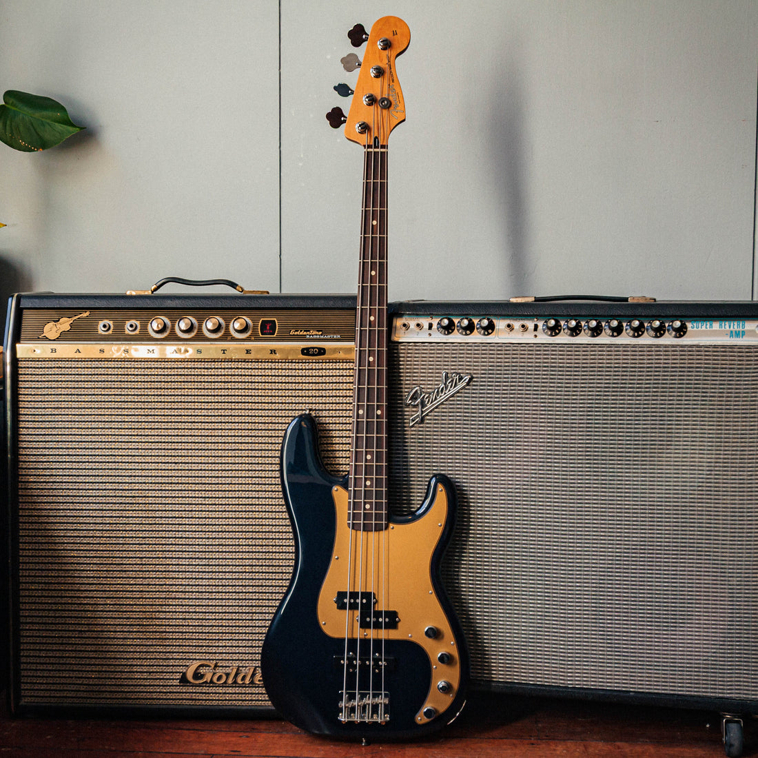 Fender Deluxe Active Precision Bass Special Navy Blue Metallic 2014