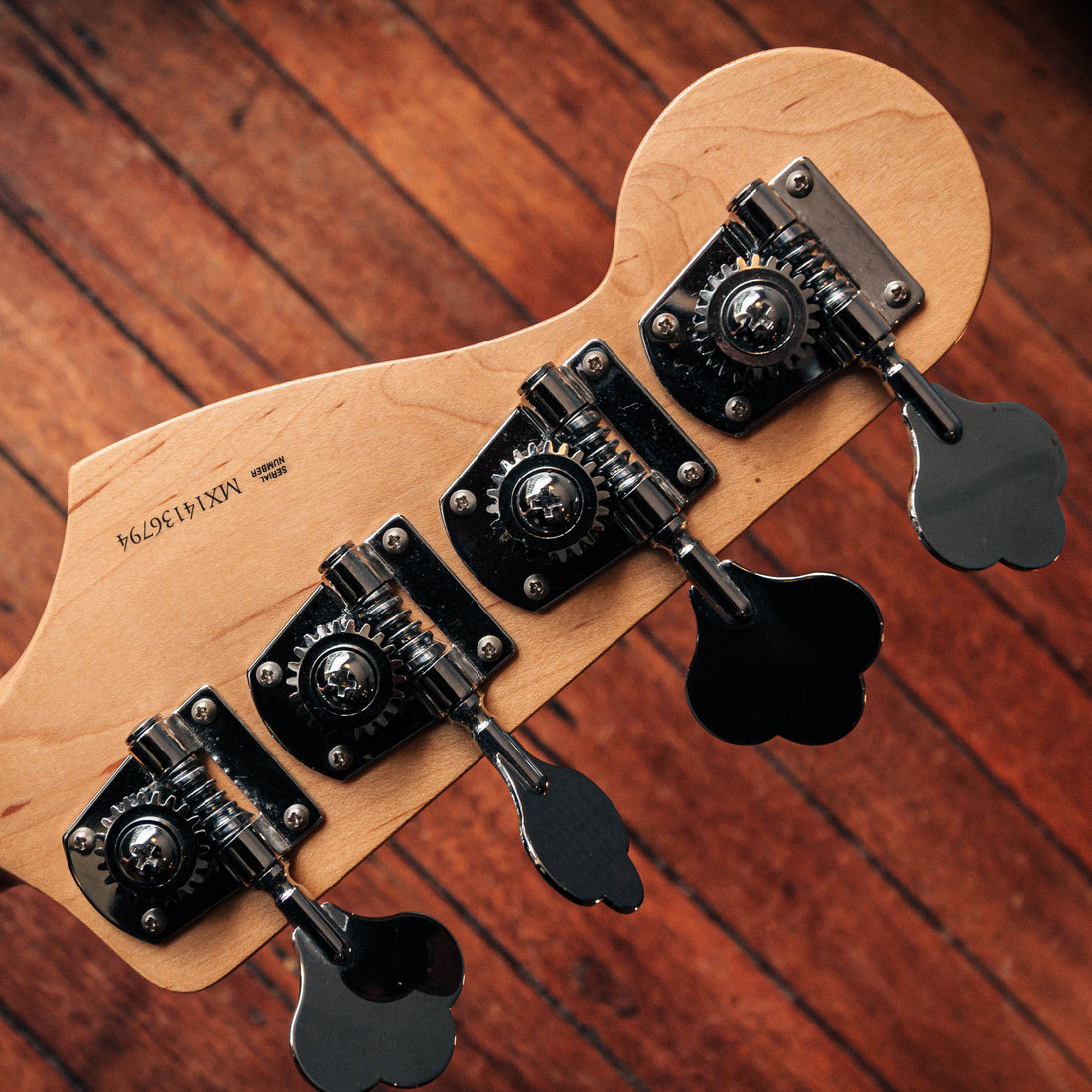 Fender Deluxe Active Precision Bass Special Navy Blue Metallic 2014