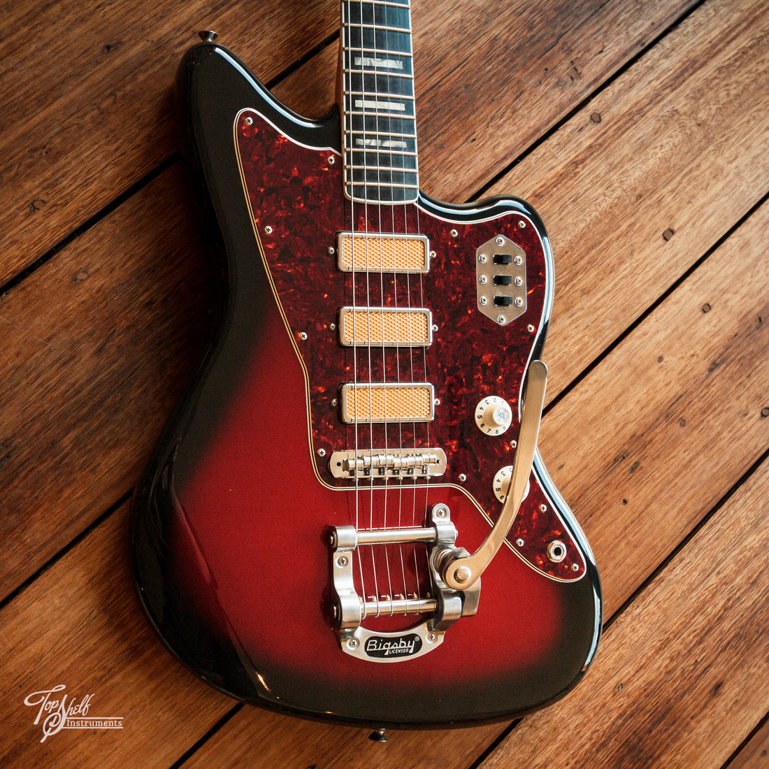 Fender Gold Foil Jazzmaster Candy Apple Burst 2022