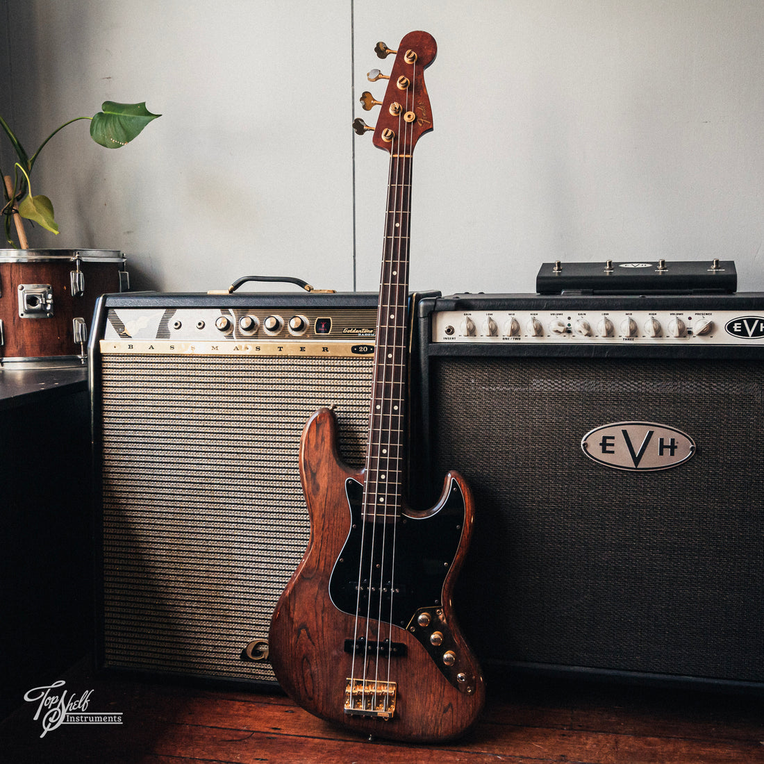 Fender Japan ‘62 Jazz Bass JB62-115WAL Walnut 1990