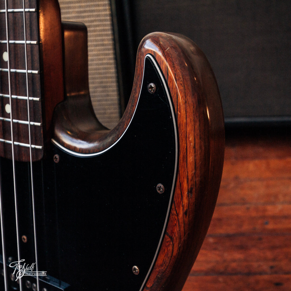 Fender Japan ‘62 Jazz Bass JB62-115WAL Walnut 1990