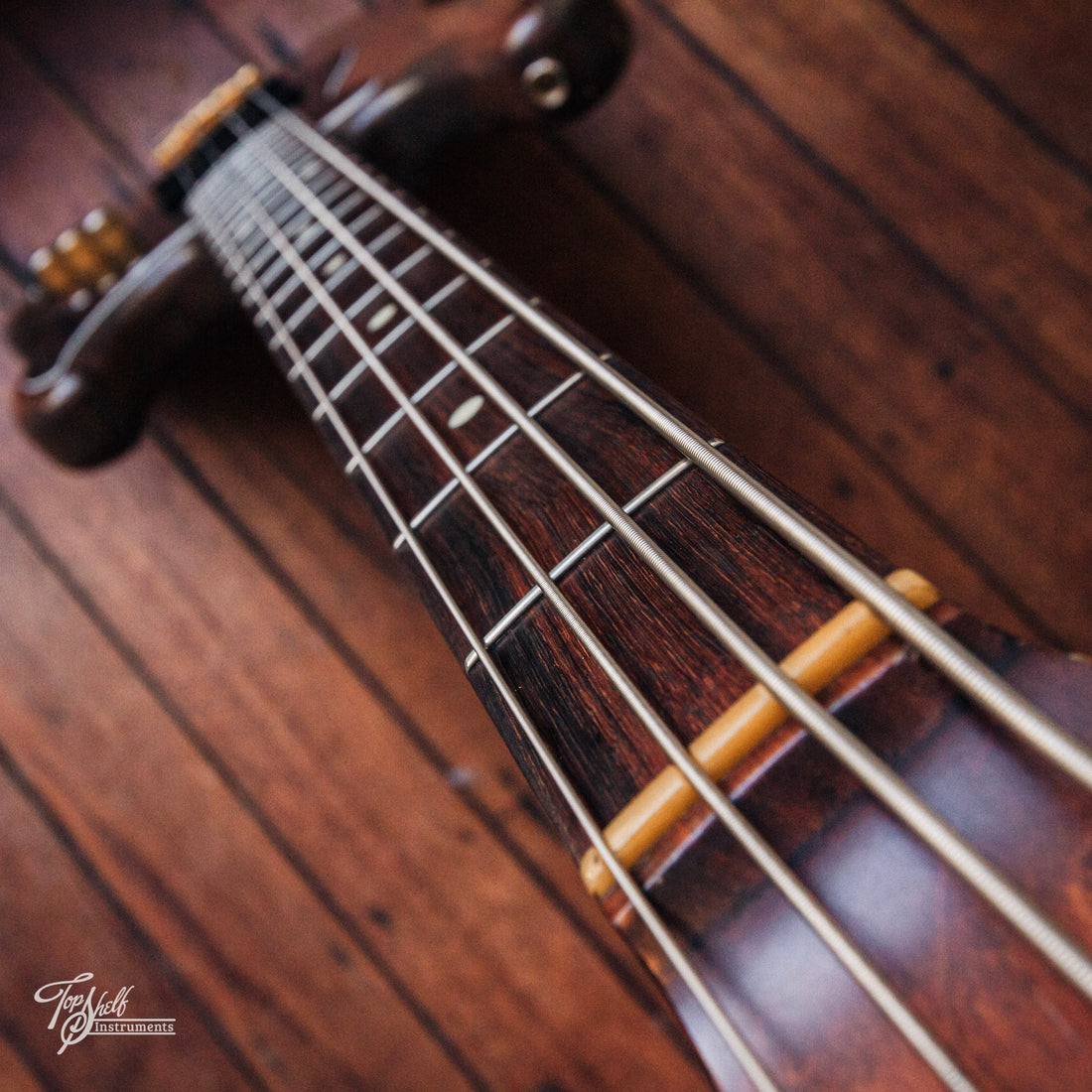 Fender Japan ‘62 Jazz Bass JB62-115WAL Walnut 1990