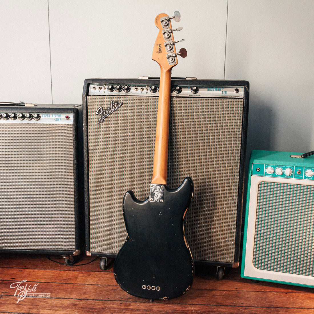 Fender JMJ Road Worn Mustang Bass 2023