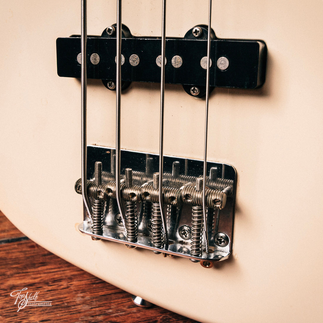 Fender Japan Jaguar Bass JAB Vintage White 2006