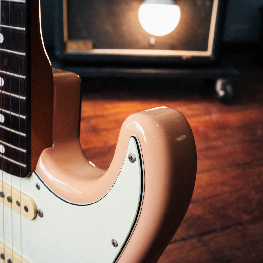 Fender Japan '62 Stratocaster ST62 Shell Pink 2010