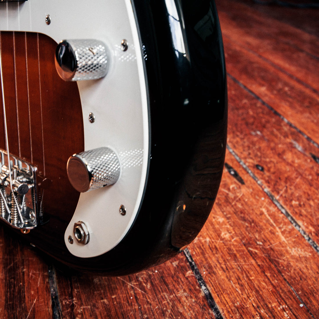 Fender Japan '57 Precision Bass PB57-53 Sunburst 1998