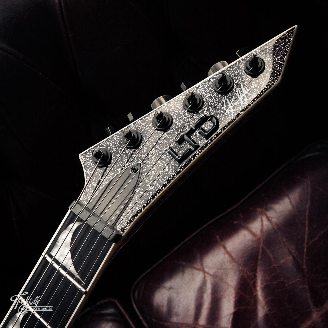 LTD Kirk Hammett KH-V Black Sparkle 2023