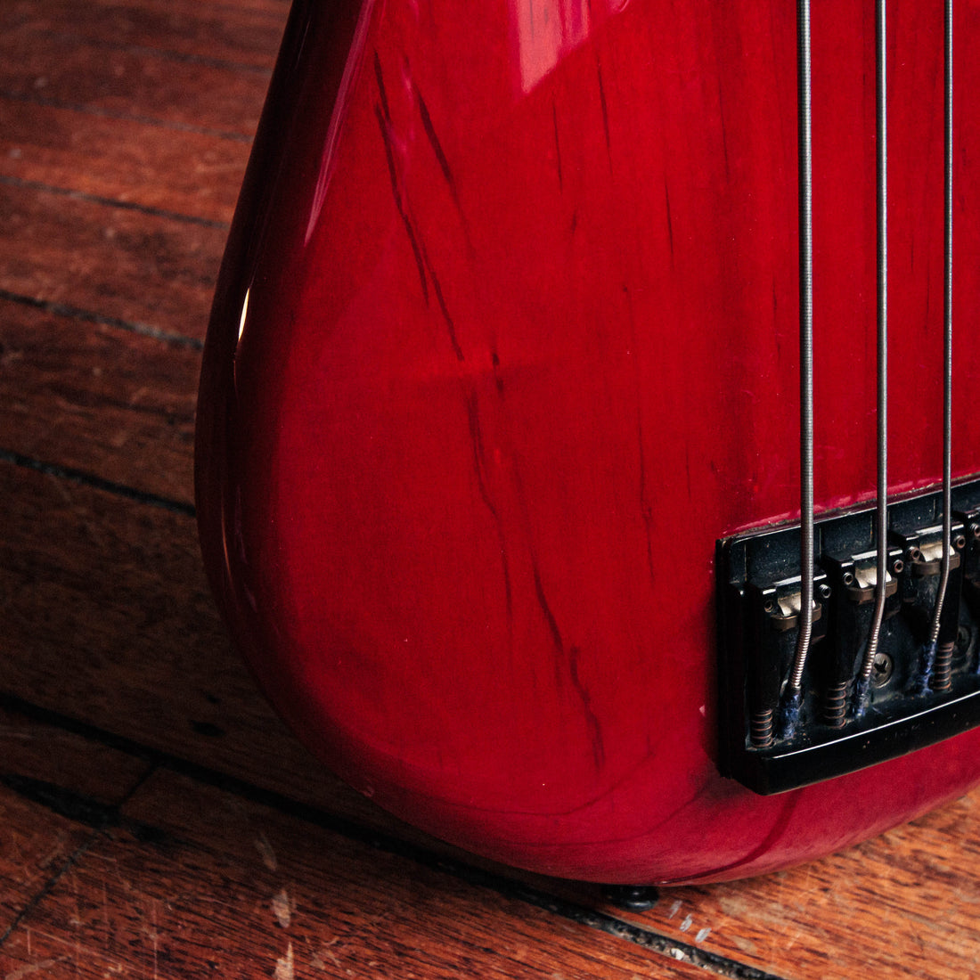 Tokai Works Bass Revolution TW-1500 Fretless Bass Transparent Red 1987