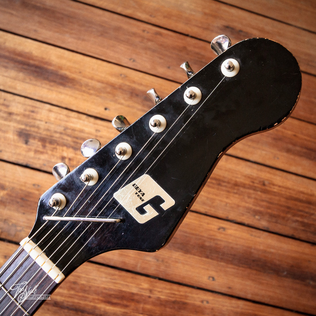 Guyatone LG-130T Sunburst 1965