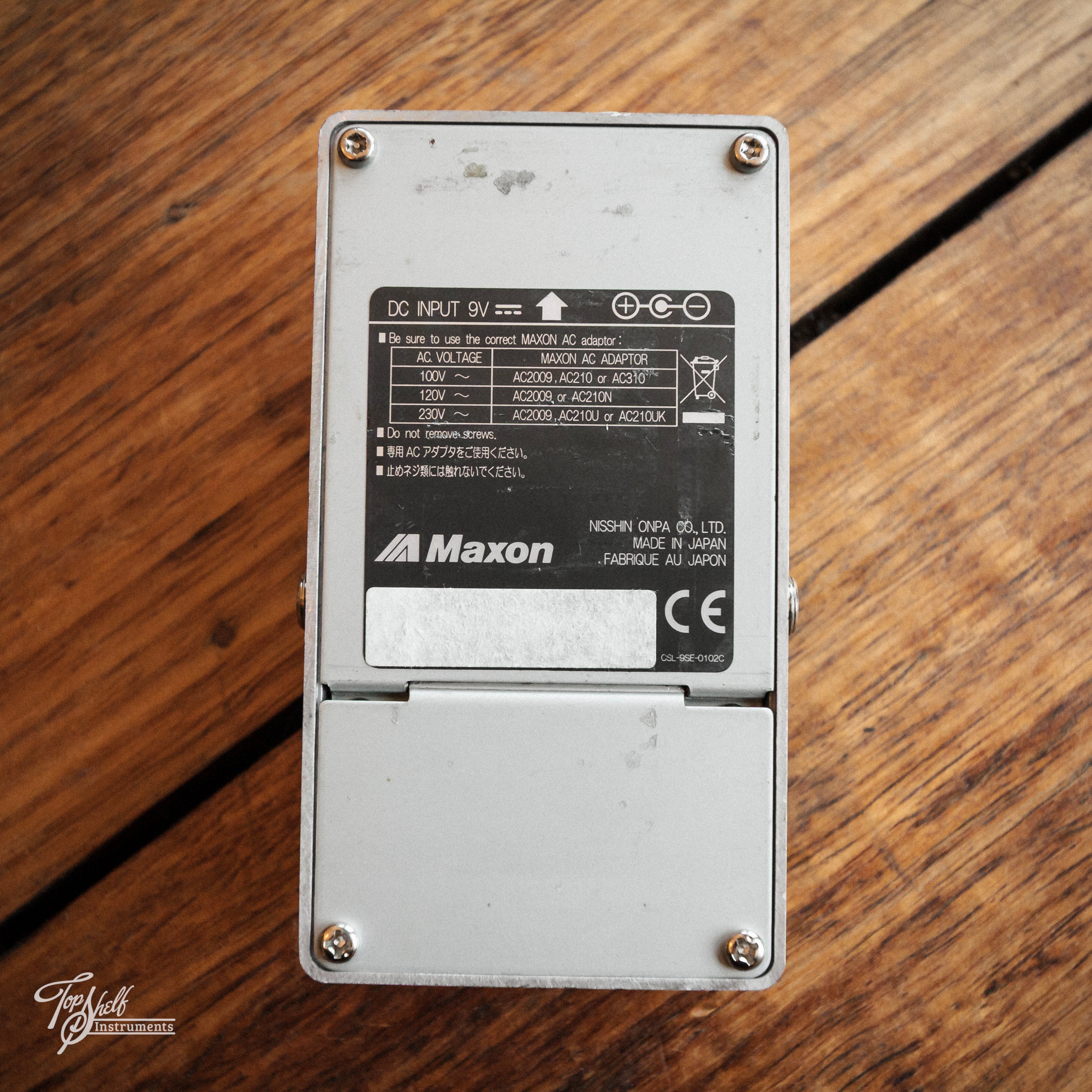 Maxon FWA10 Fuzz Elements Water Pedal – Topshelf Instruments