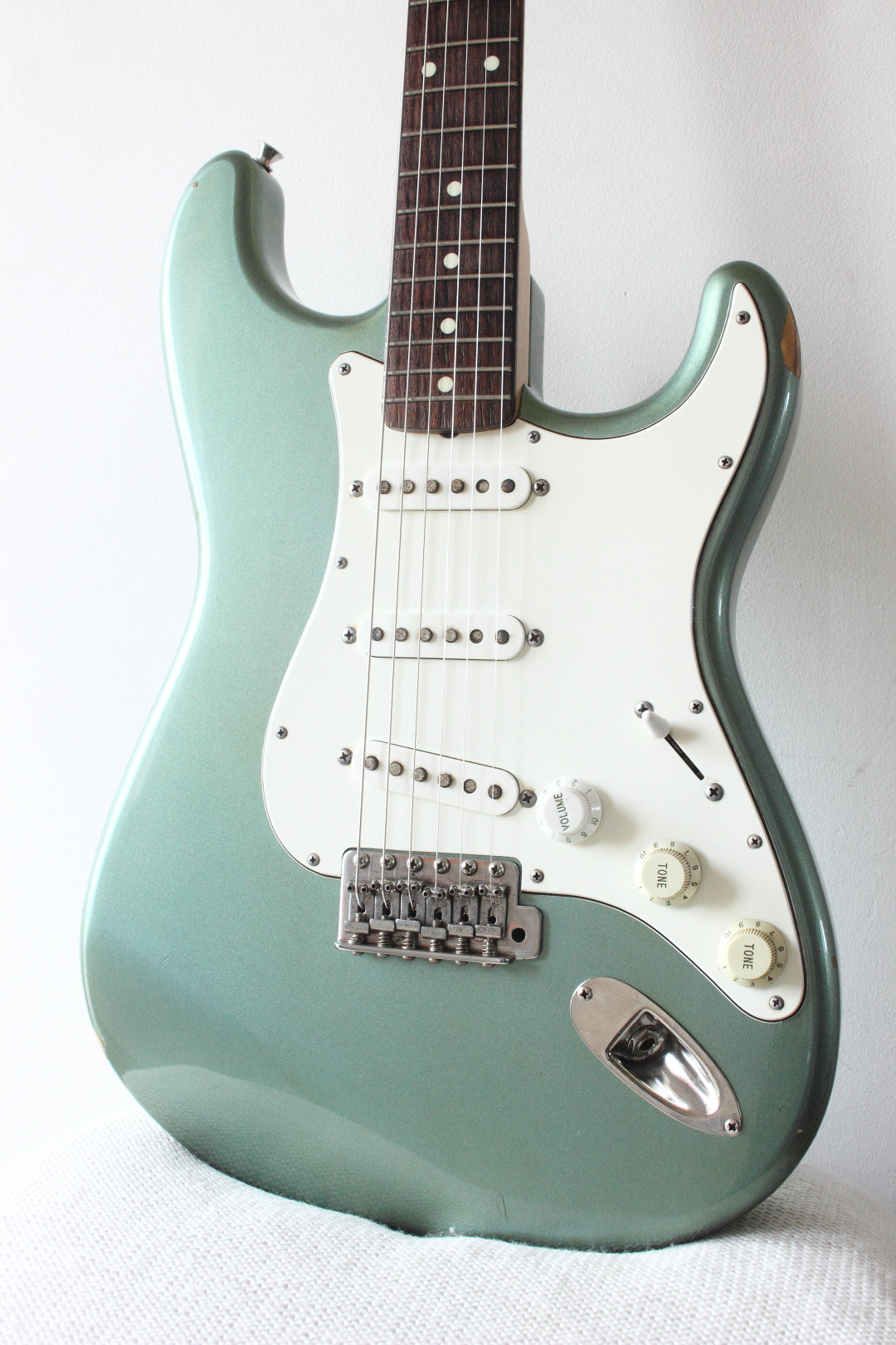 Fender Japan Standard Stratocaster ST-43 Ocean Turquoise Metallic