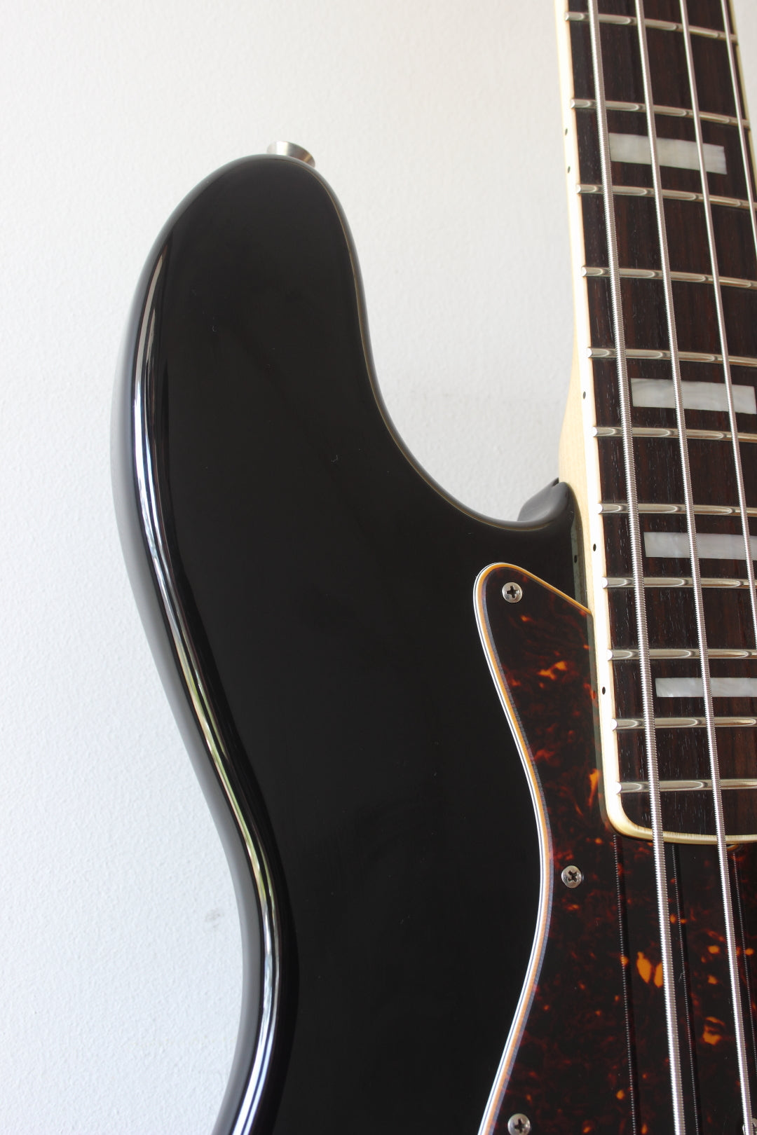 Fender Japan '75 Reissue Jazz Bass JB75-90US Black w/ Matching Headsto –  Topshelf Instruments