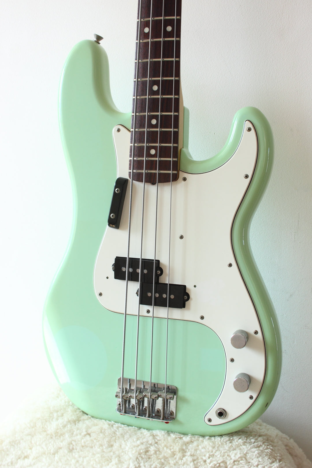 Fender Japan '70 Reissue Precision Bass PB70-70US Aged Sonic Blue