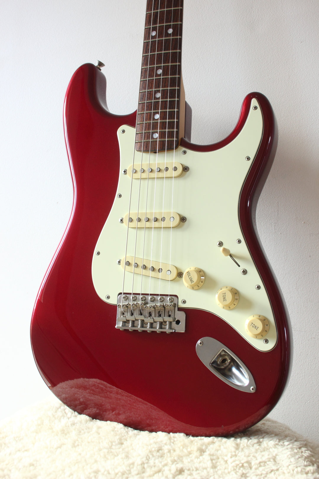 Fender Japanストラトキャスター Candy Apple Red Fender Japan '54