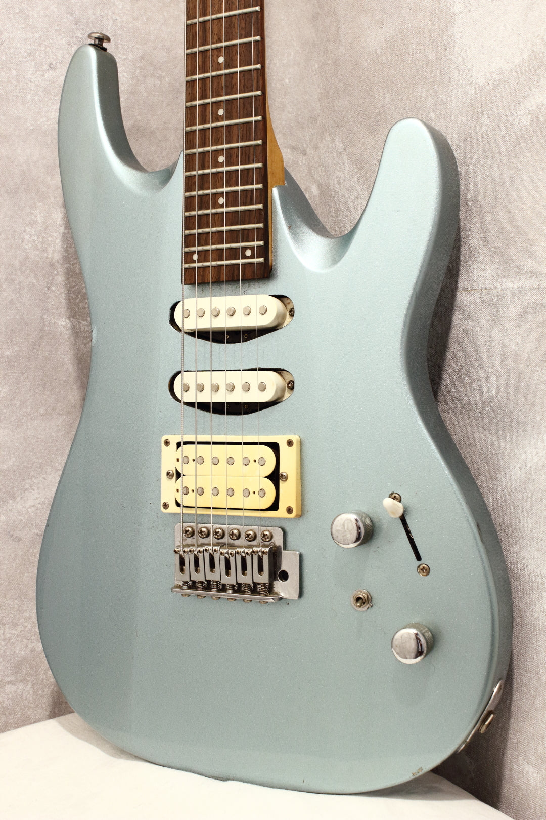 Aria Pro II Magna Series MA-10 Ice Blue Metallic 1993 – Topshelf