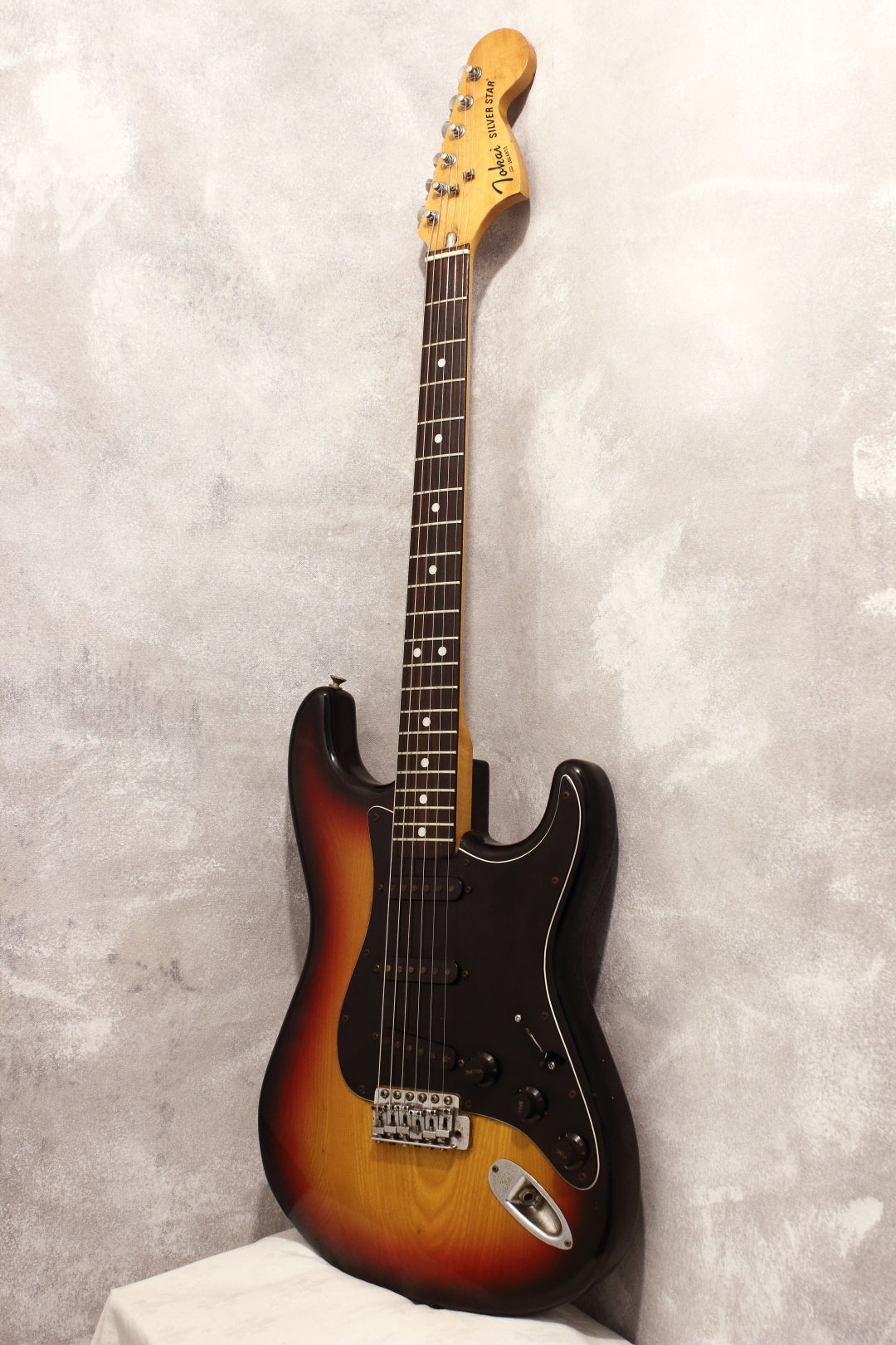 Tokai Silver Star SS48 Sunburst 1981 – Topshelf Instruments