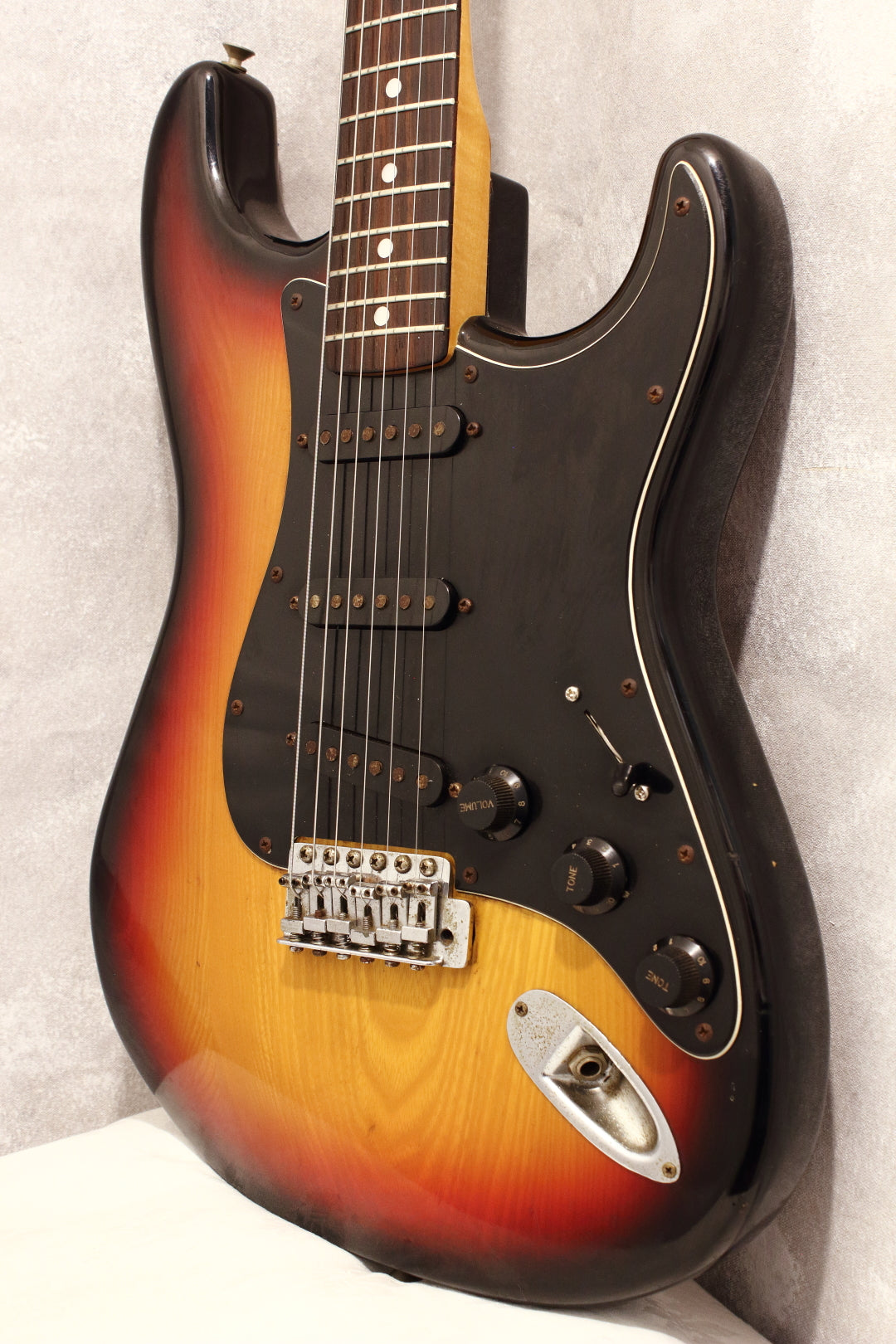 Tokai Silver Star SS48 Sunburst 1981 – Topshelf Instruments