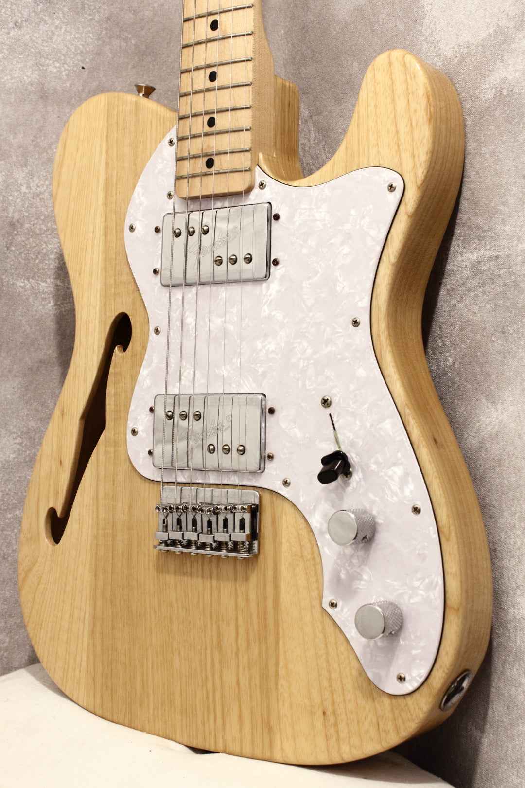 Fender Made In Japan Traditional 70s Telecaster Thinline Natural