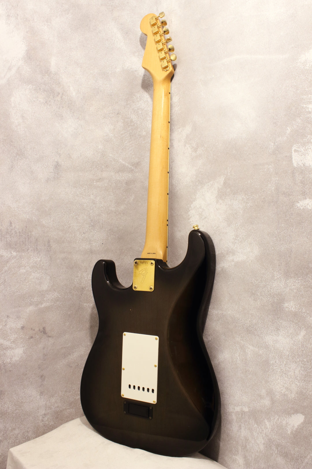 Fender Japan '57 Stratocaster Sunburst ST57-70 1995