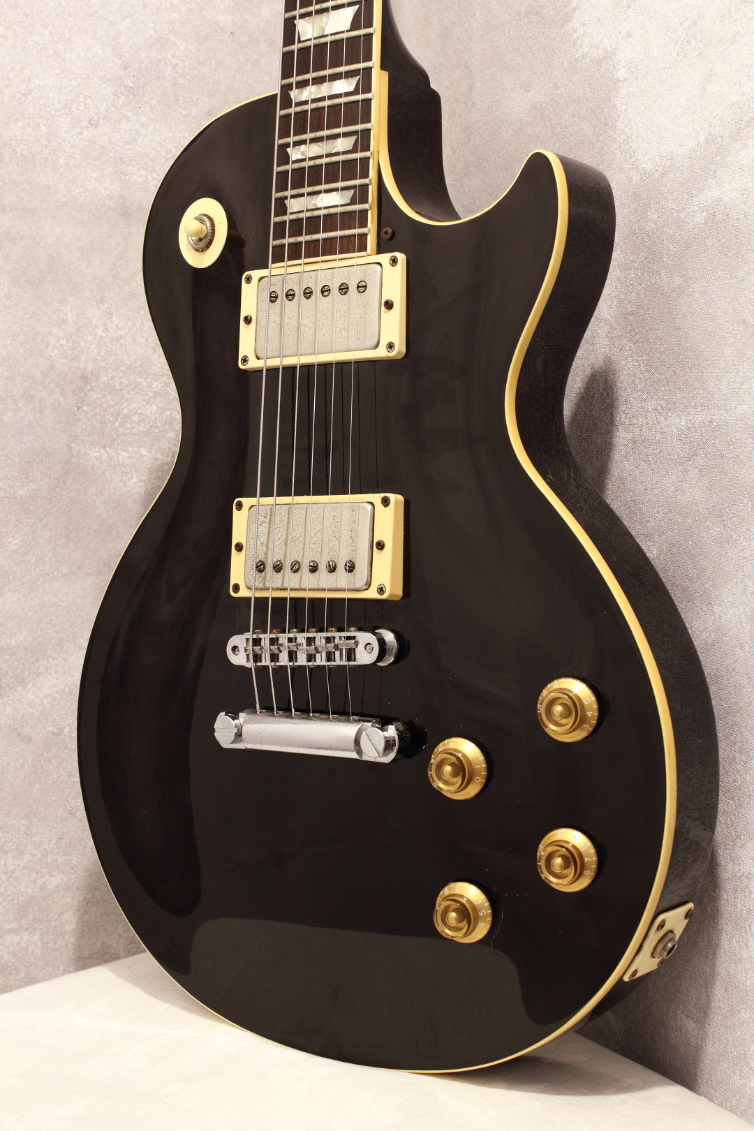 Bacchus BLS-98 Live Road Black 1997 – Topshelf Instruments