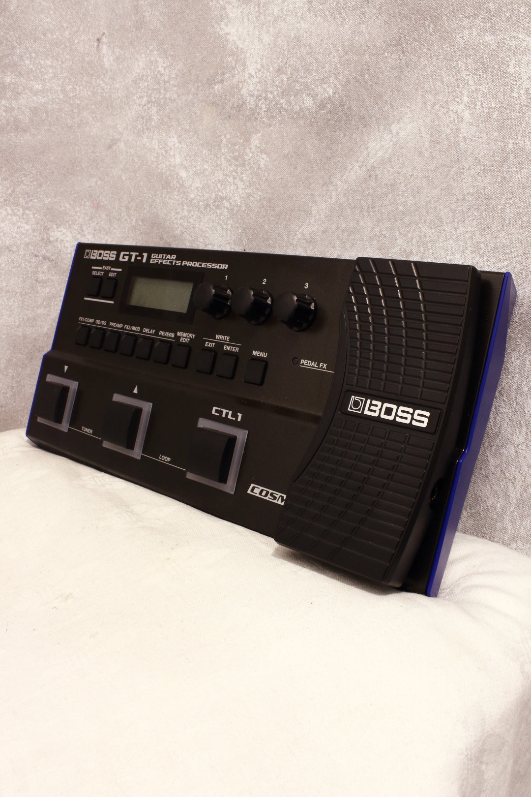 Boss GT-1 Guitar Effects Processor – Topshelf Instruments