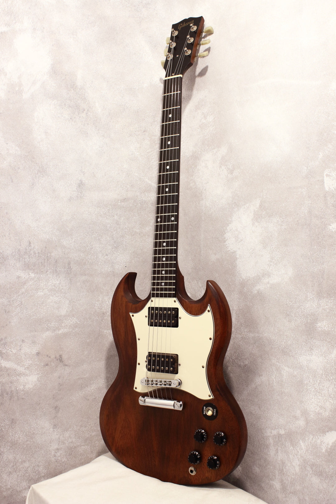 Gibson SG Special Walnut 2004 – Topshelf Instruments