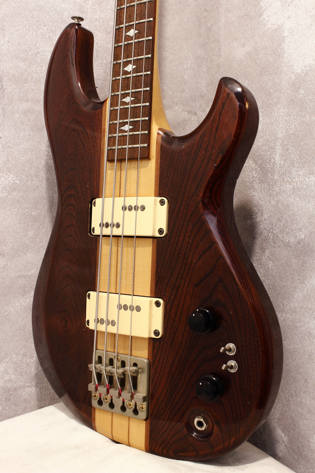 Aria Pro II TSB-650 エレキベース Aria Pro Ⅱ（2） TSB-650 - Geek