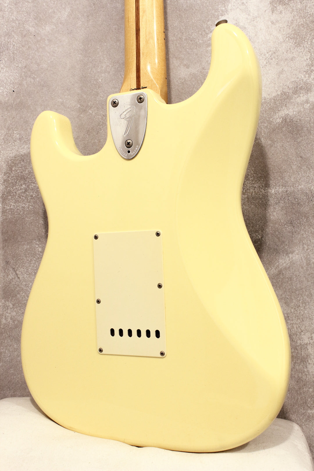 Fender Japan '72 Stratocaster ST72-58US Olympic White 1998 