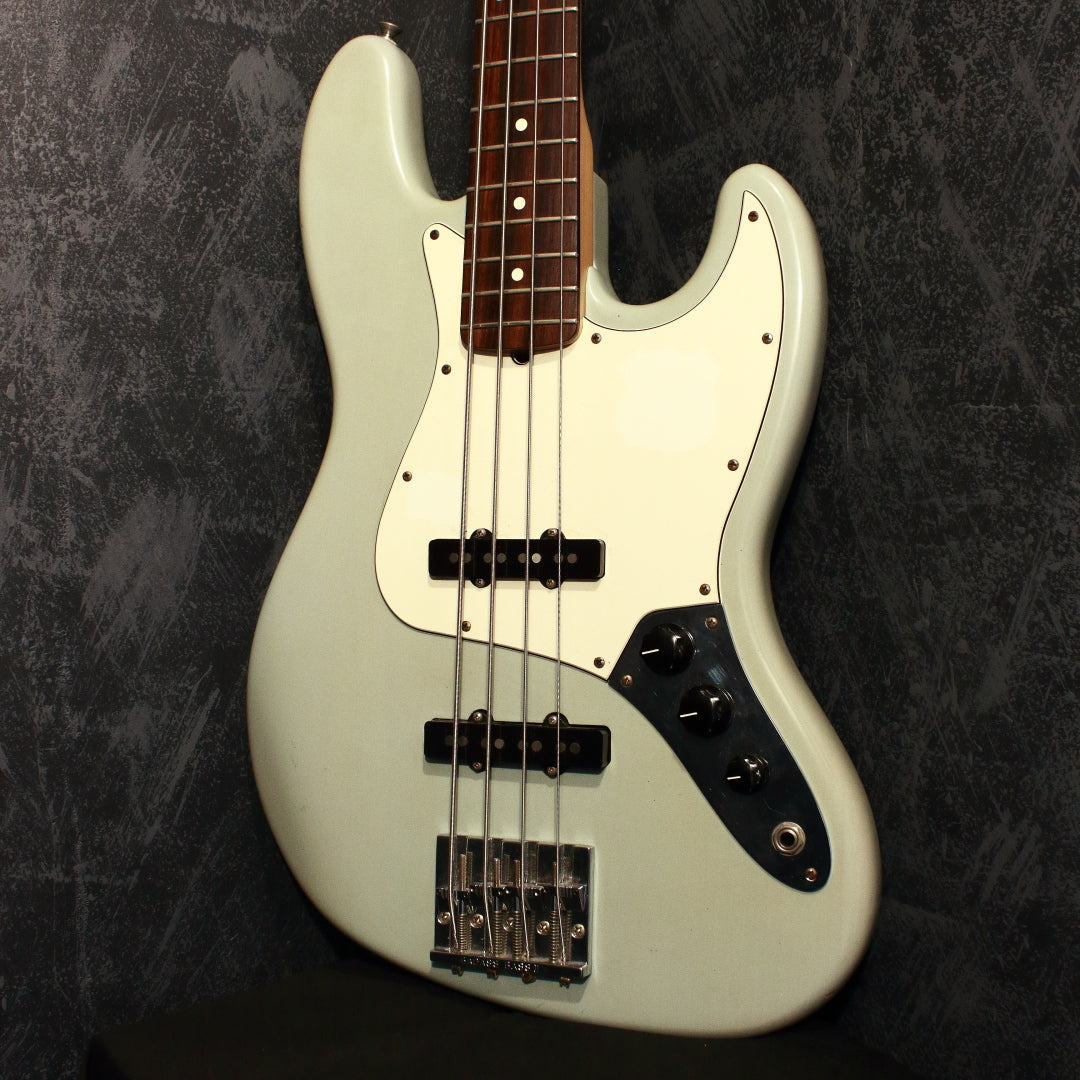 Highway one store jazz bass