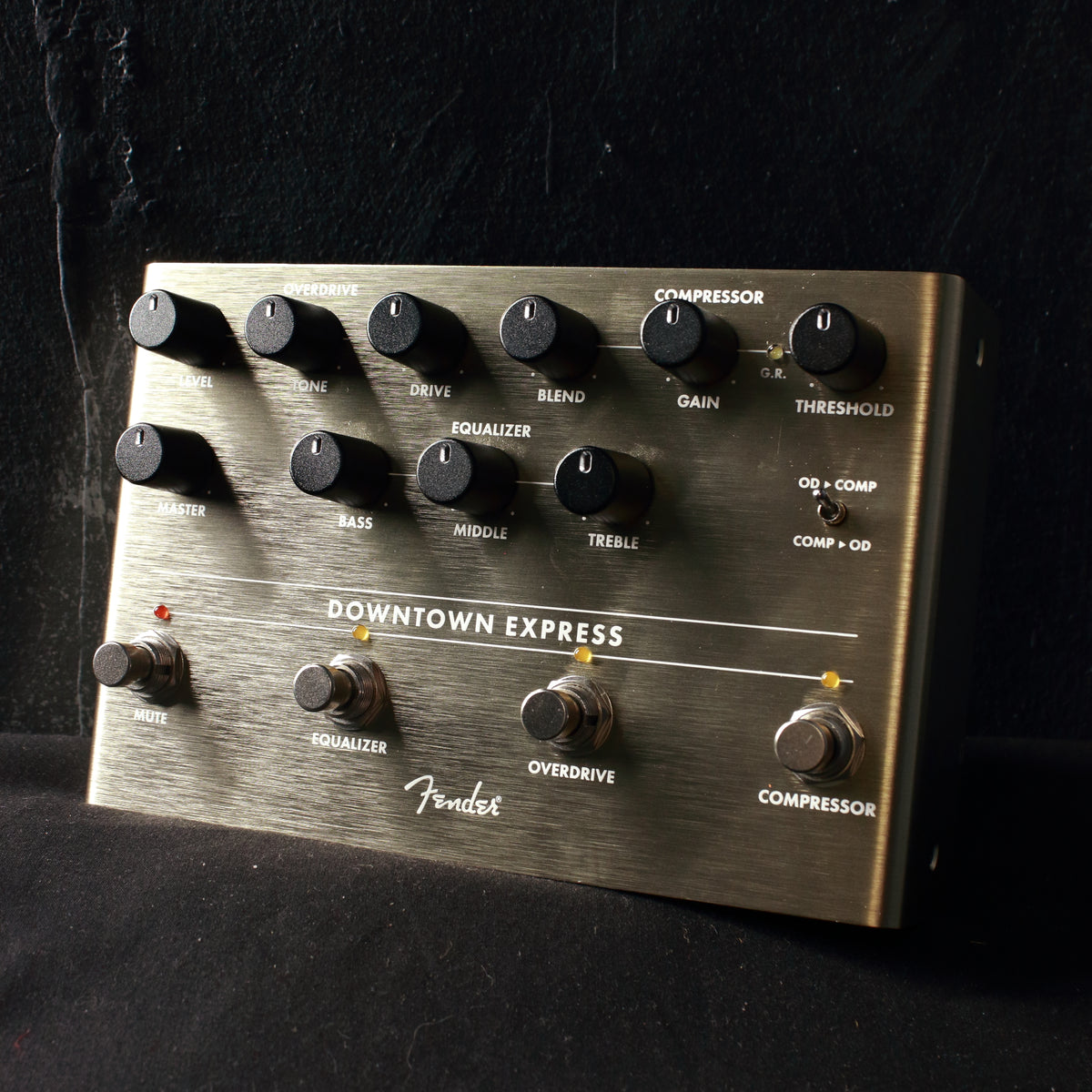 downtown express bass multi-effect pedal Fender Downtown Express Bass Pre-Amp Pedal – Topshelf Instruments