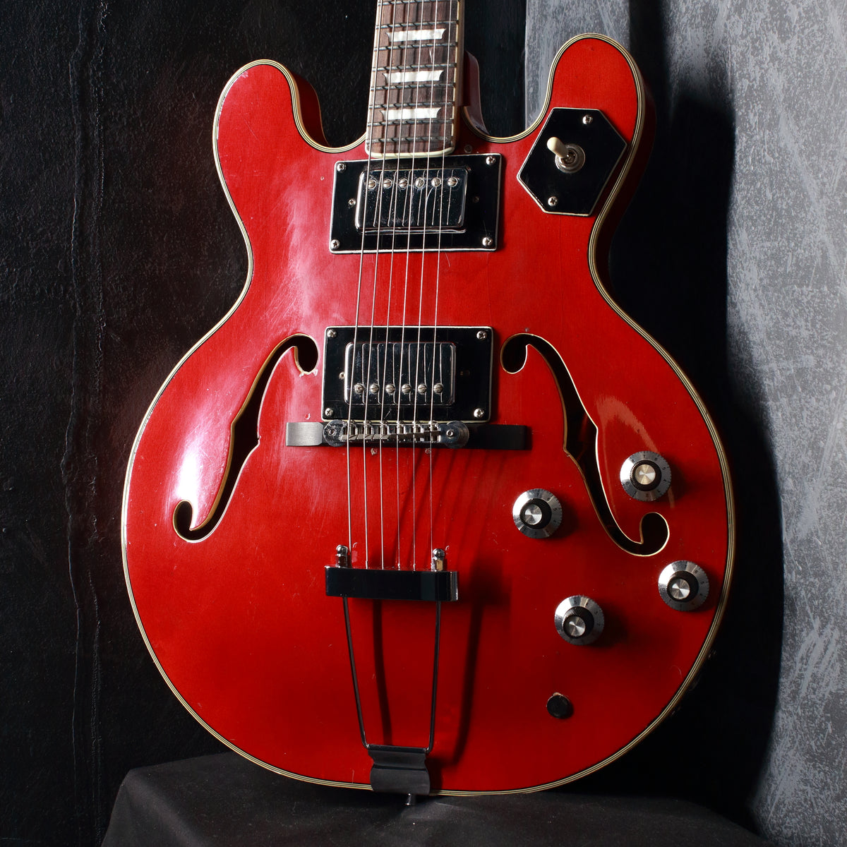 Greco EG200 Hollow Body Cherry Red 1971 – Topshelf Instruments