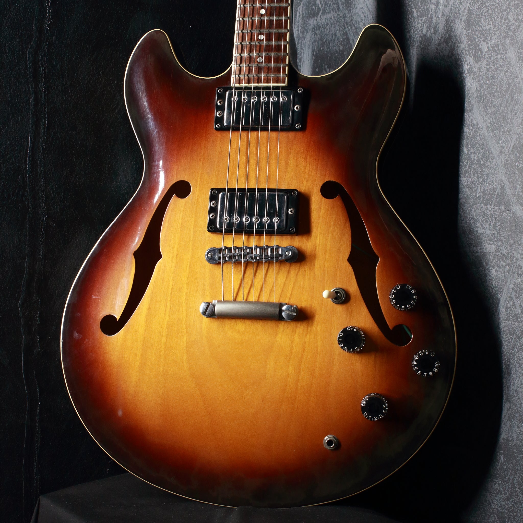 Yamaha SA1100 Super Axe Brown Sunburst 1988 – Topshelf