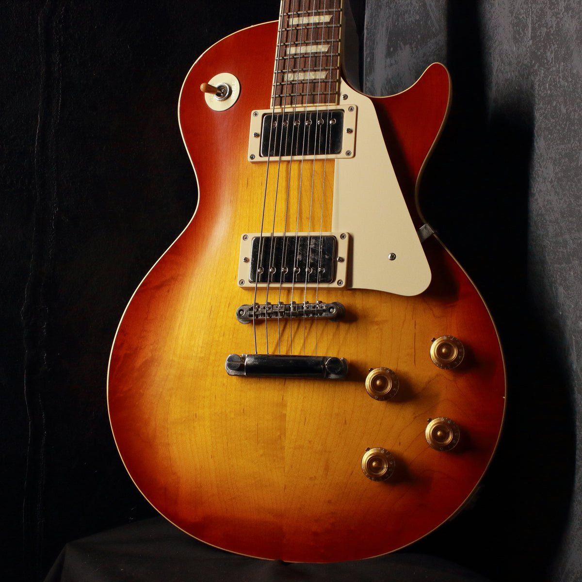 Crews Maniac Sound KTR LS-01 Cherry Sunburst 2011 – Topshelf