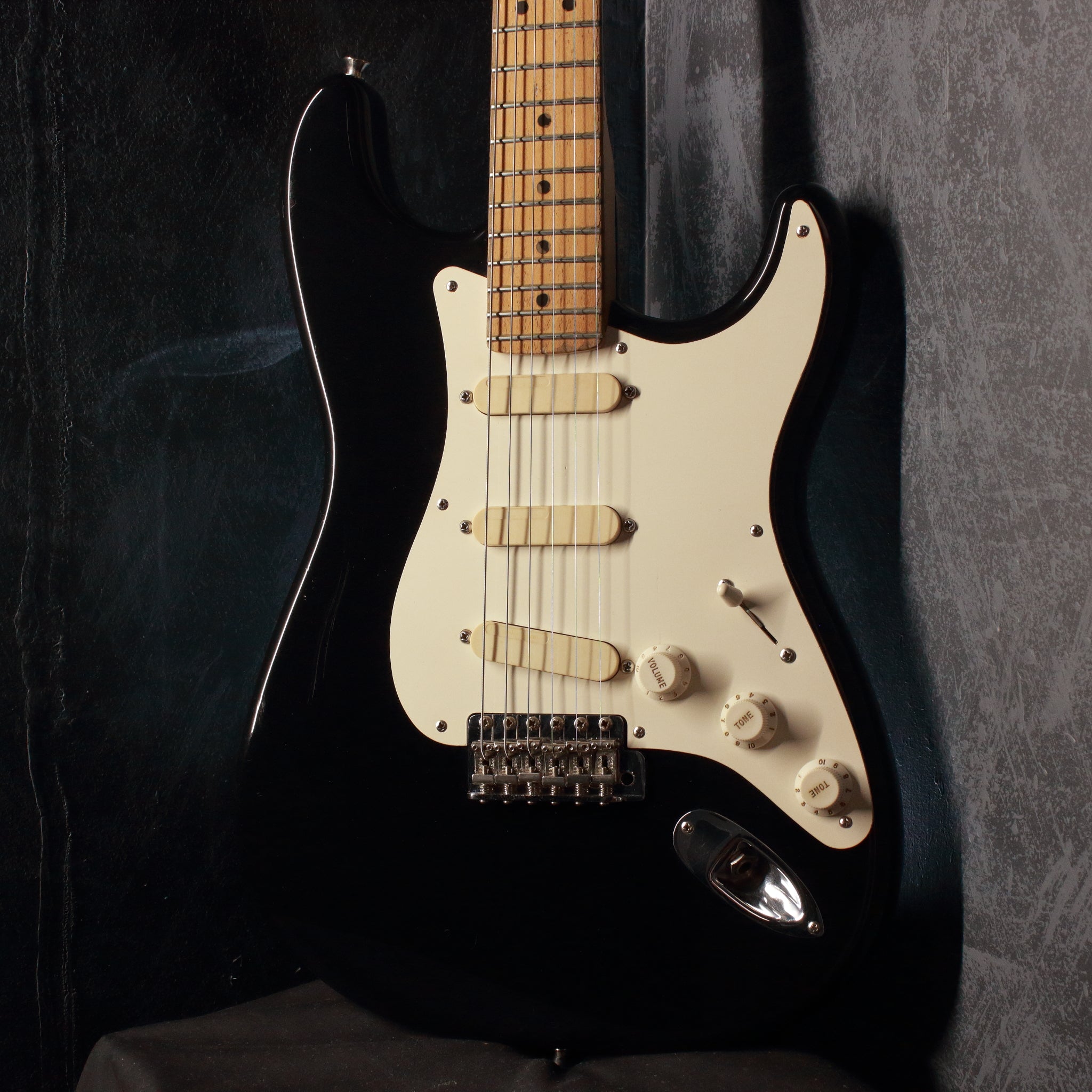 Fender Eric Clapton 'Blackie' Stratocaster Black 1998 – Topshelf