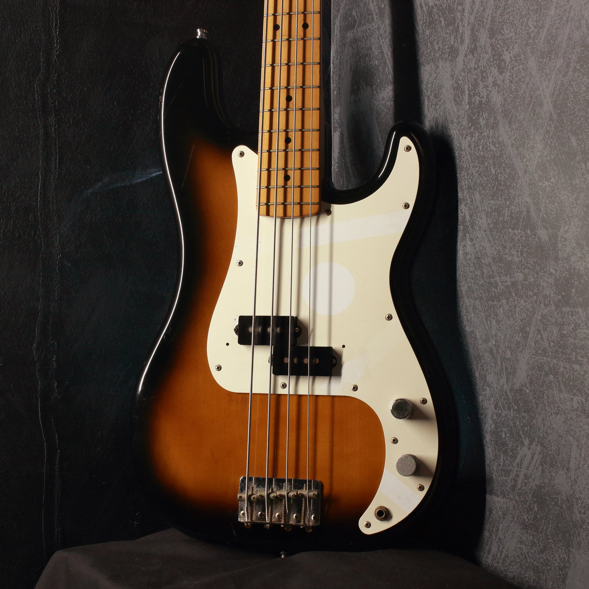Fender Japan PB57-US VWH（中古）【楽器検索デジマート】