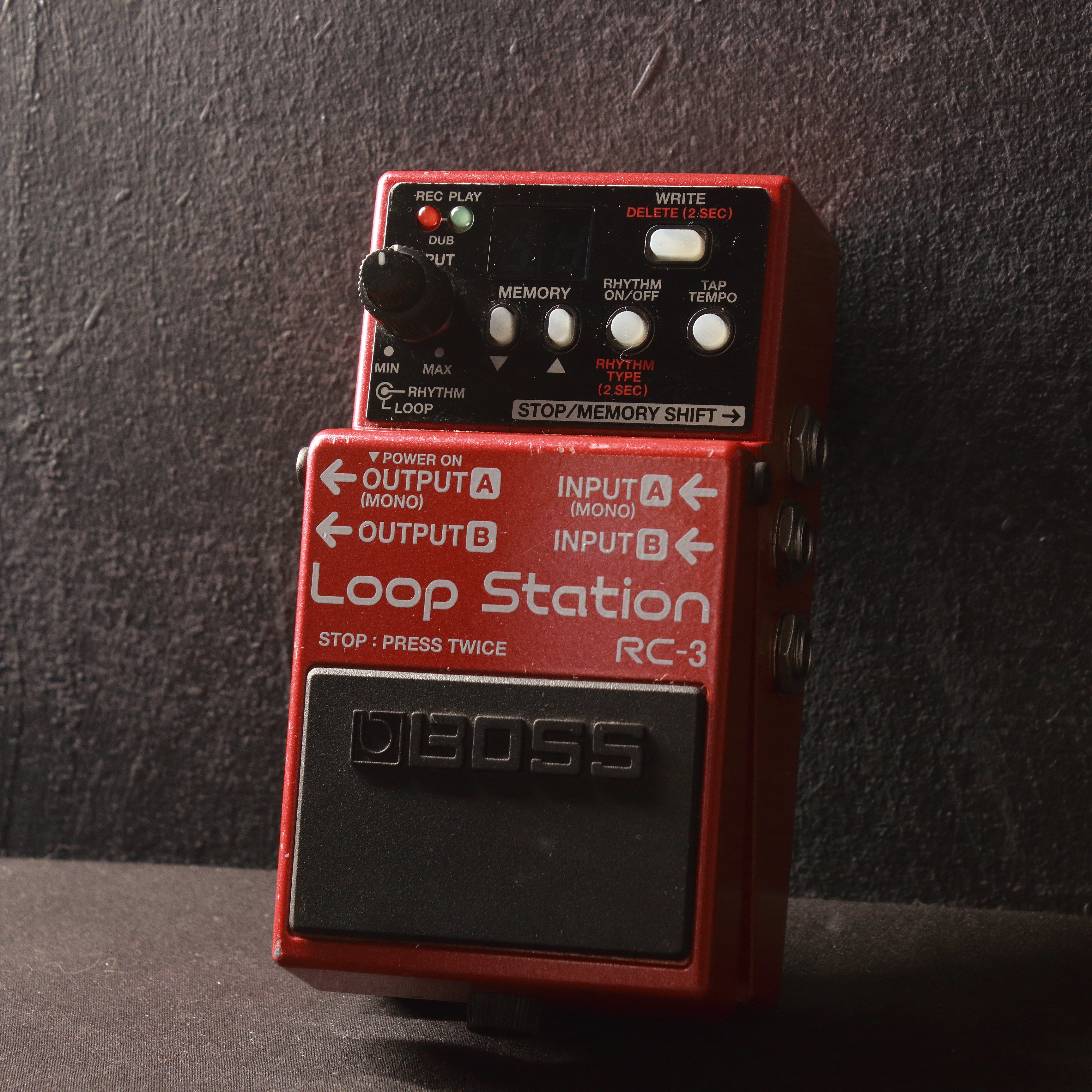 Topshelf　–　Boss　Instruments　Station　RC-3　Loop　Pedal