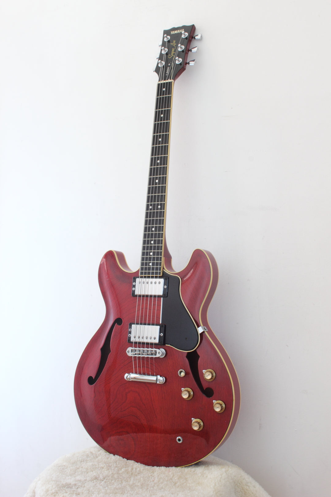 Yamaha SA1000 Super Axe Semi-Hollow Persimmon Red 1979 – Topshelf