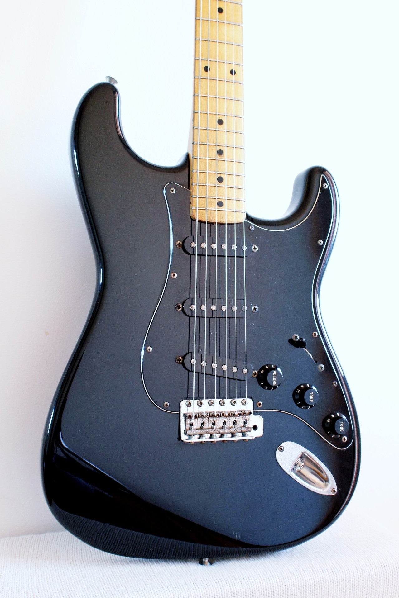 1992 squier store stratocaster