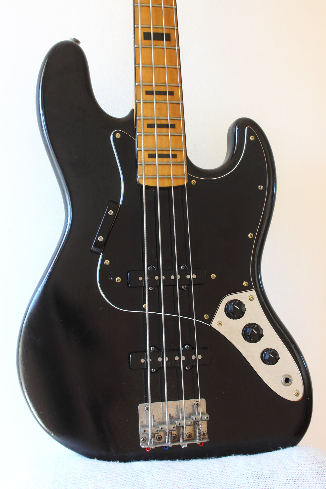 Greco JB500 J-Style Bass Satin Black 1981 – Topshelf Instruments