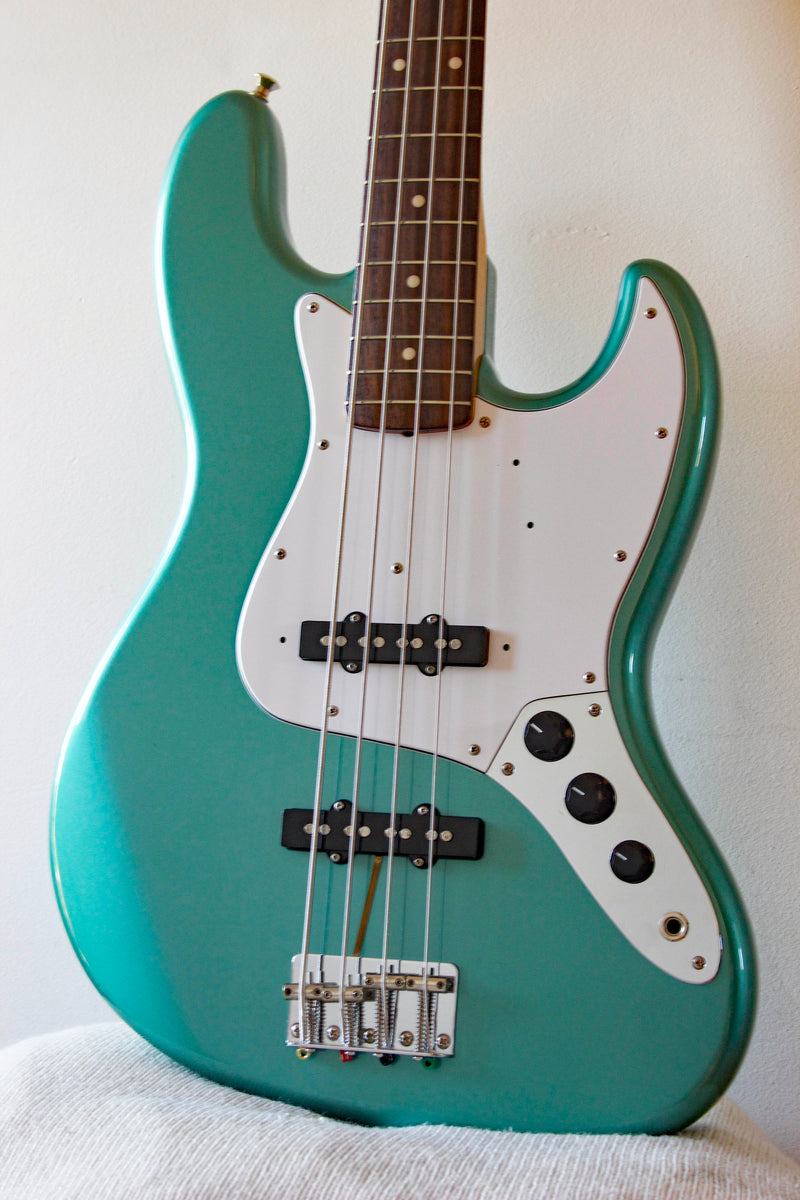 Fender Japan '62 Reissue Jazz Bass JB62-58 Ocean Turquoise