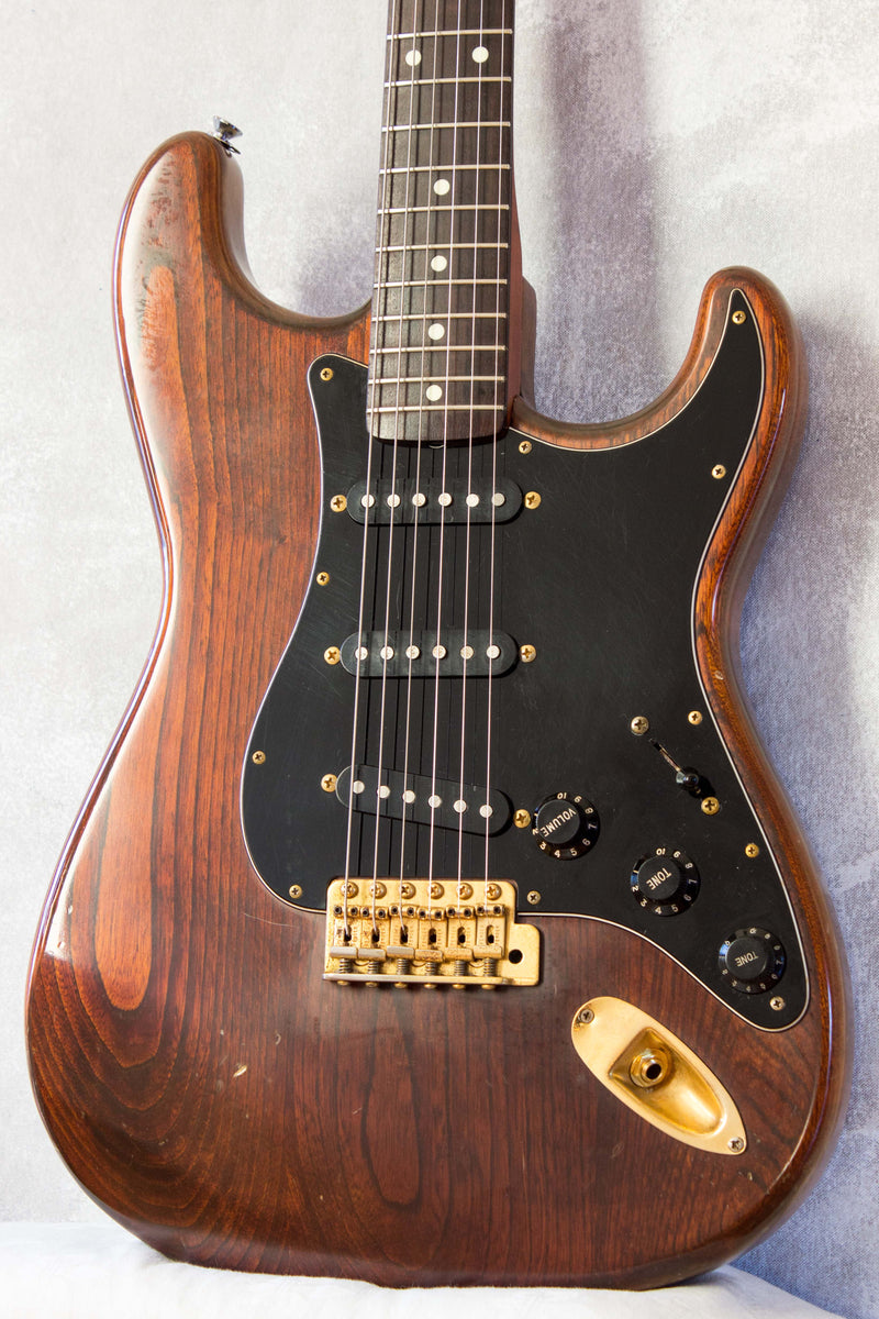 ORDER Fender Japan Stratocaster ST62 WAL - メルカリ